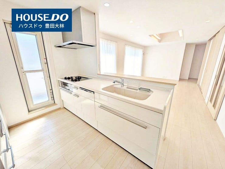 *挙母小学校・崇化館中学校*
見るだけ聞くだけOK!【お気軽に資料請求!不動産のことならなんでも/ハウスドゥ豊田大林】