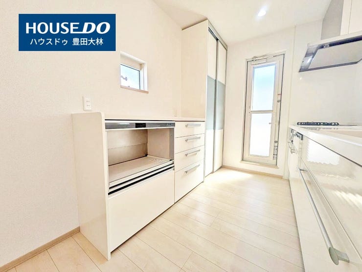 *挙母小学校・崇化館中学校*
見るだけ聞くだけOK!【お気軽に資料請求!不動産のことならなんでも/ハウスドゥ豊田大林】