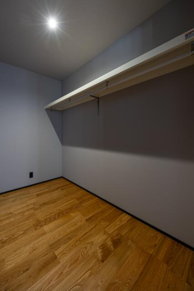 ◇広々大容量ウォークインクローゼットで衣替えいらずです☆