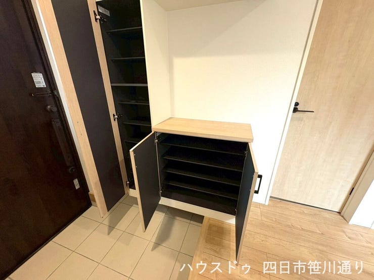 玄関収納