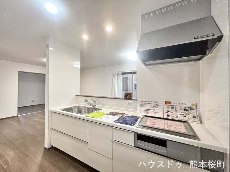 ■家族の「美味しい」が集まる舞台■高い機能性と美しいデザインを両立。料理する人も、待つ人も、笑顔になれる場所です。