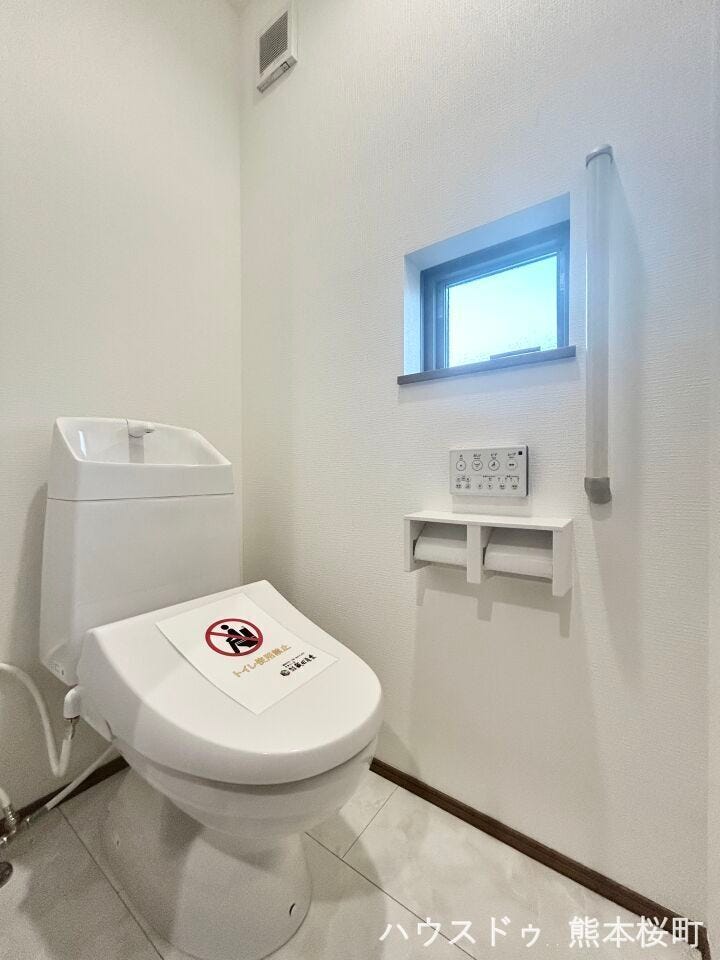 ■一人になれる安らぎの場所■清潔さと静けさを両立した空間。心落ち着くひとときを過ごせる、プライベートなレストルームです。