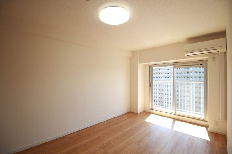 開放感があり、お部屋にも爽やかな風と暖かく柔らかな日差しが差し込み、毎日の暮らしを豊かに彩ります。