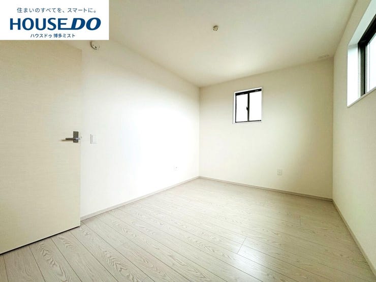 【家族のプライベート空間】お子様の成長に合わせて、プライバシーを考えた子供部屋も大切。収納や採光を考え、過ごしやすい空間に。