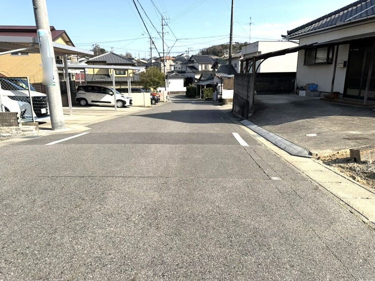 北側前面道路