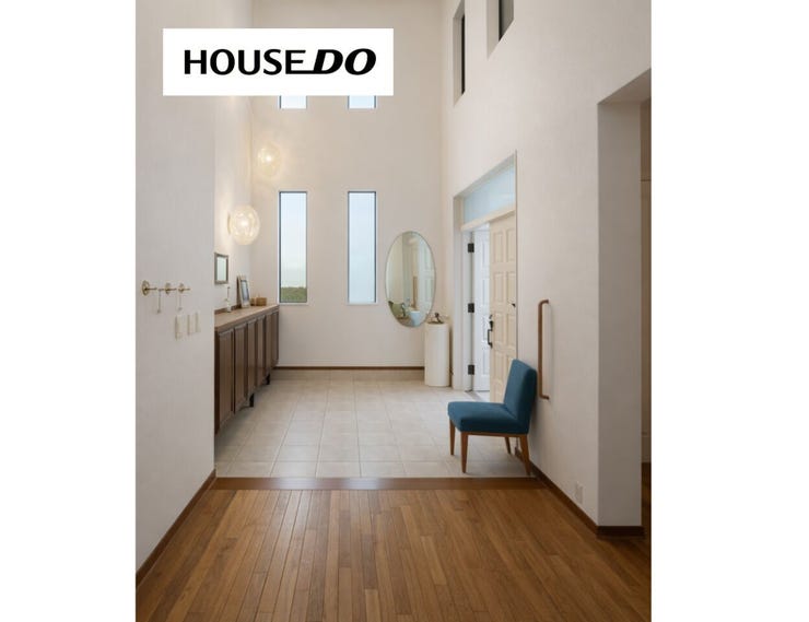 吹抜けのある玄関ホールは、住まいに入った瞬間から開放感たっぷり。来客を気持ちよく迎えられる、上質感のある空間です。