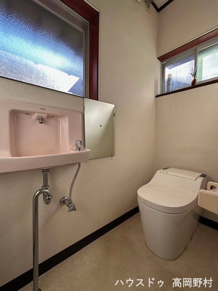 水回りは過去にリフォーム履歴があり安心感があります。