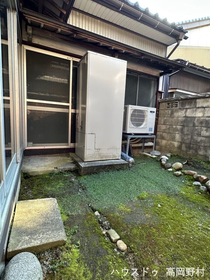 エコ給湯は2023年に入替済みです。