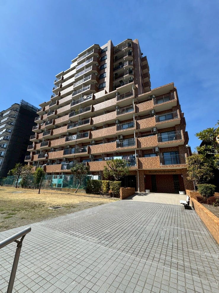 【外観】
12階建9階部分