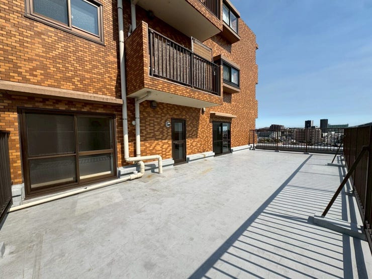 ルーフバルコニー