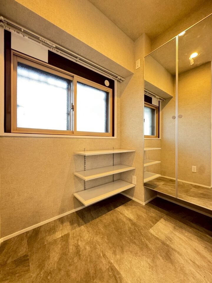 シューズクローク