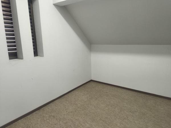 屋根裏収納です