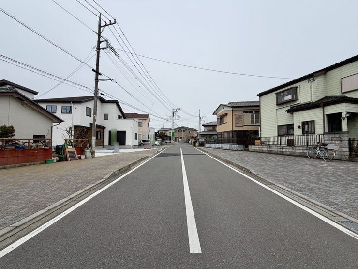 梅郷駅徒歩10分♪180.03㎡(約54.45坪)の敷地♪周辺はスーパー等々生活便利な施設があり◎