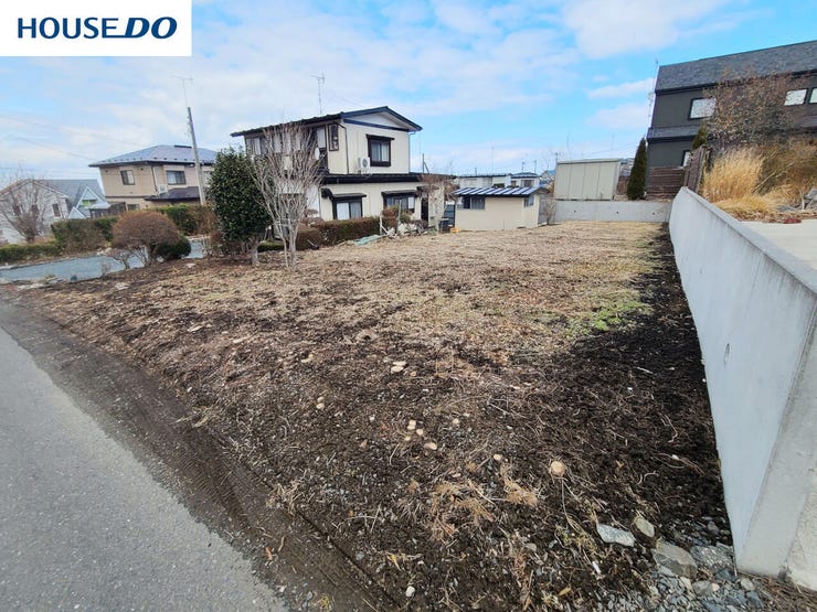 【外観】
現地(2026年3月)撮影
◎建築条件無し◎
詳細は、ハウスドゥ 八戸市庁前までお気軽にお問い合わせくださいませ♪