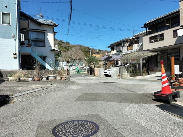 南側道路 東から西方向