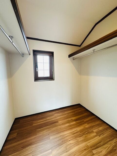 2階洋室9帖 ウォークインクローゼット