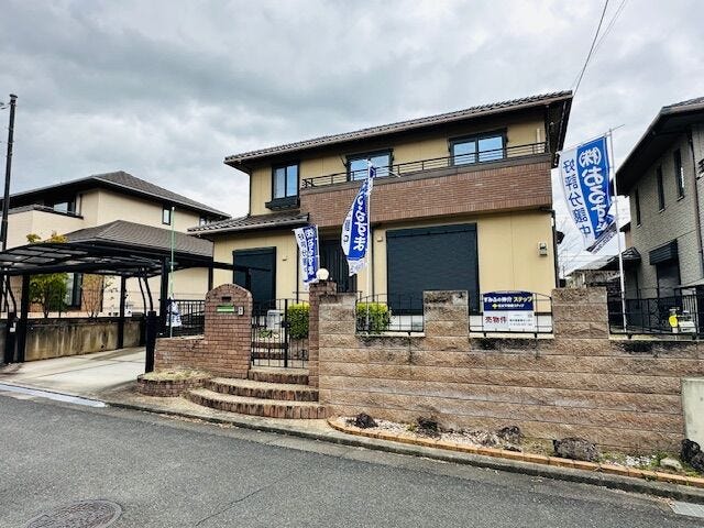 閑静な住宅街です!
駐車並列2台可