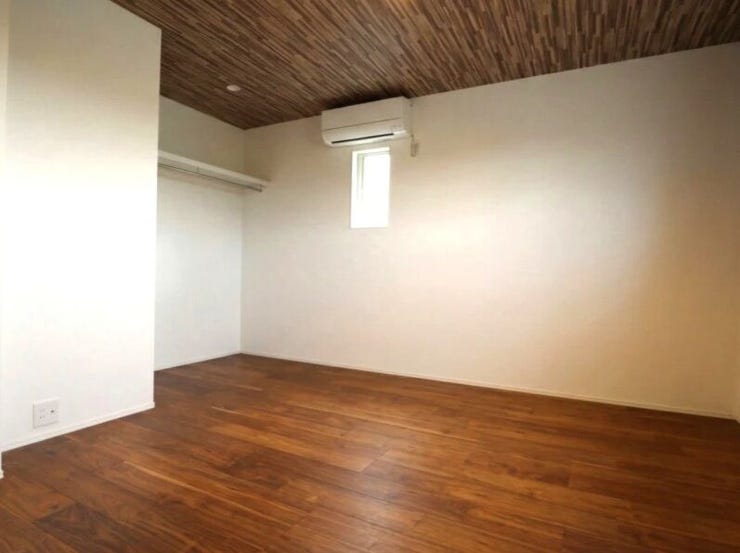 7.5帖の洋室!オープンクローゼット+ウォークインクローゼットがある収納たっぷりなお部屋です♪※画像一部家具消し加工