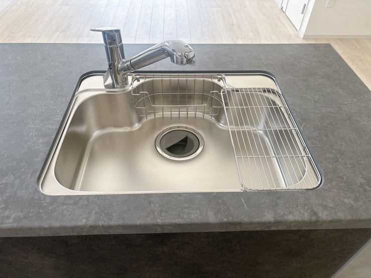 水道の蛇口に浄水機能が一体化されているため、浄水器やペットボトルの水を買わずに飲み水として使用することが出来ます!