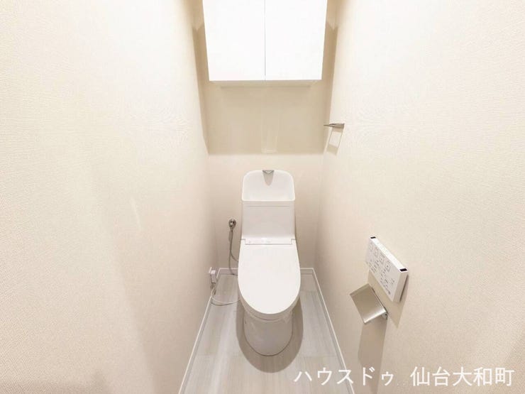 温水シャワー付きトイレ