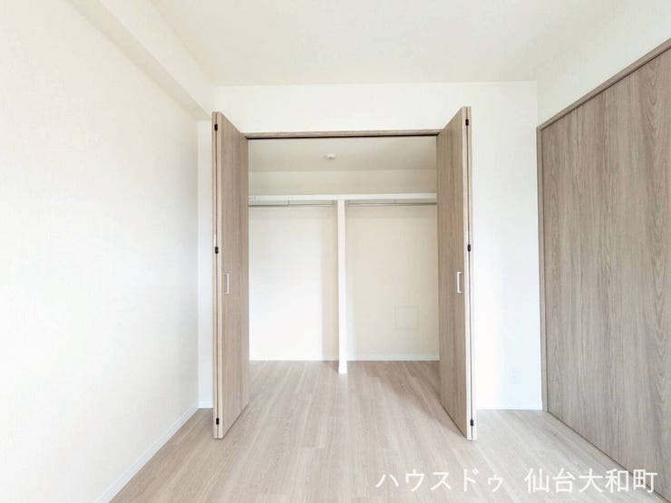 区切って使えるクローゼット