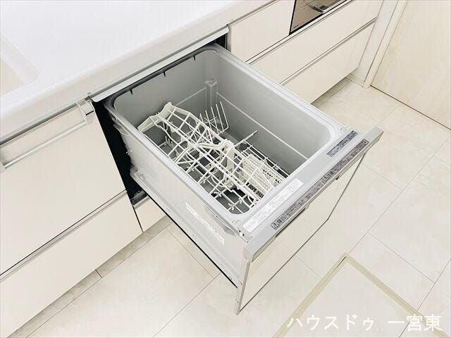 【食器洗浄乾燥機】
