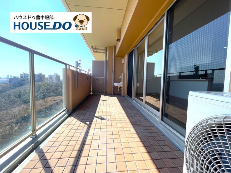 スロップシンク付きの広々バルコニー!