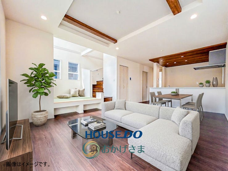 【リビング】
※画像は家具設置イメージです。