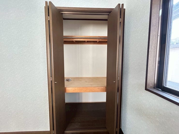 7帖洋室のクローゼットの中です♪