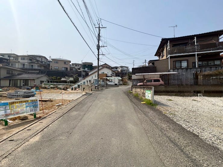 2026年6月完成を予定しております。
現況と異なる場合は、現況優先となります。
【2026.03.28撮影】