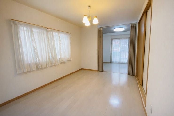 柔らかな光が広がる、家族が自然と集まる心地よいリビングダイニング♪
※AIによる空室修正をしています。