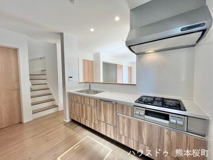 ■家族の「美味しい」が集まる舞台■高い機能性と美しいデザインを両立。料理する人も、待つ人も、笑顔になれる場所です。