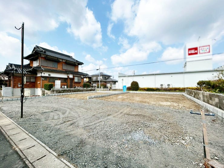 【駐車場3台以上】モニター付きインターホン♪複層ガラス♪24時間換気システム♪省エネ給湯器♪