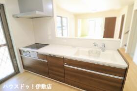 【建築プラン例…みなみの家　キッチン】
【建物価格…1650万円】
【建物（延床）面積…86.11㎡】