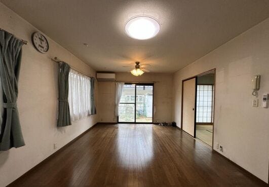 約17帖の広々リビング!