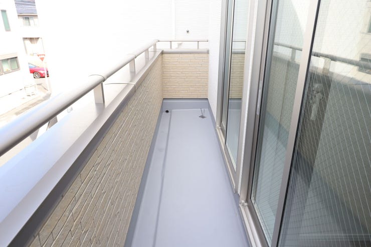 バルコニー 同仕様
南向きバルコニー!
日当たり良好です!