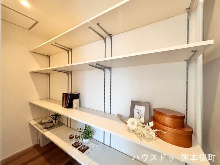 ■暮らしを整える魔法の場所■必要なものを必要な場所に。家全体で考えられた収納計画が、ゆとりある生活を実現します。