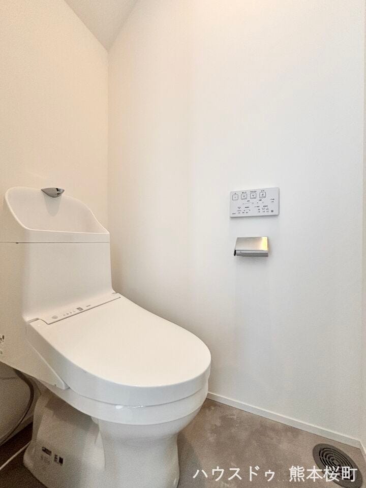 ■一人になれる安らぎの場所■清潔さと静けさを両立した空間。心落ち着くひとときを過ごせる、プライベートなレストルームです。