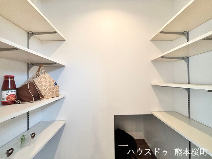 ■暮らしを整える魔法の場所■必要なものを必要な場所に。家全体で考えられた収納計画が、ゆとりある生活を実現します。