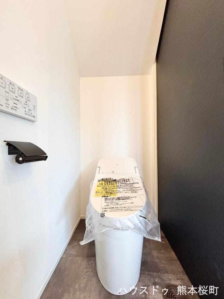 ■一人になれる安らぎの場所■清潔さと静けさを両立した空間。心落ち着くひとときを過ごせる、プライベートなレストルームです。