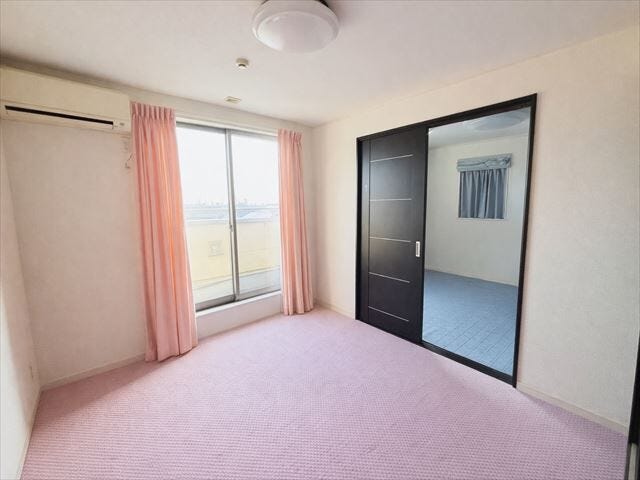 【3階北西側洋室】※家具消し加工をおこなっています