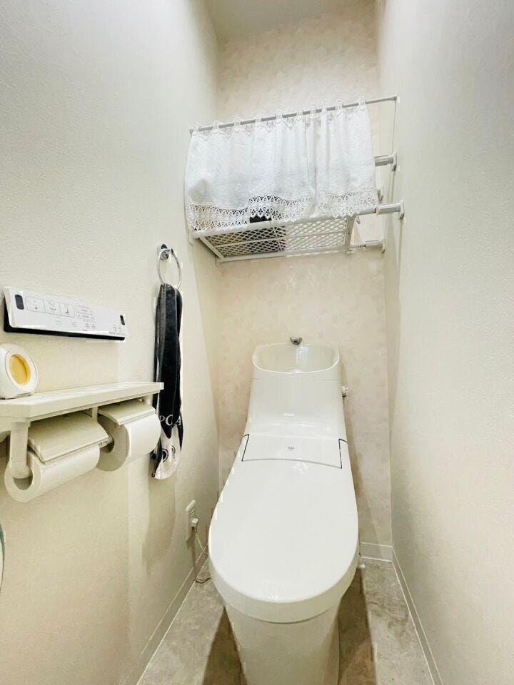 温水洗浄機能付きで快適にお使いいただけます!
※一部家具消し加工済み