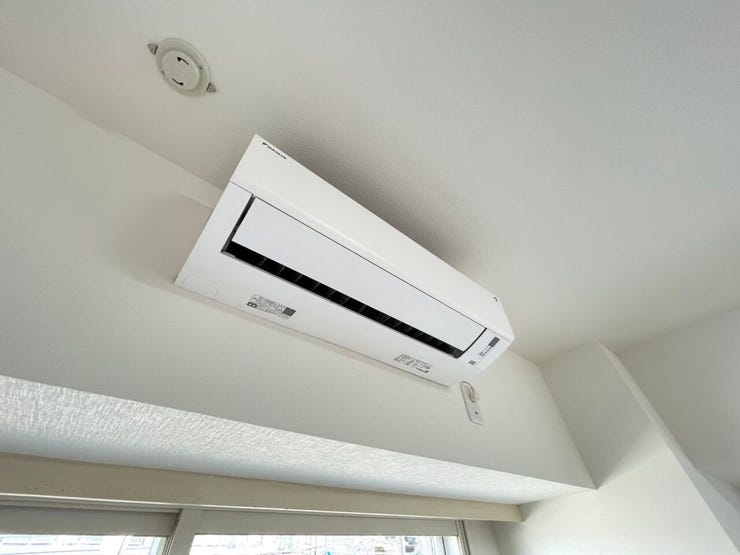 《エアコン》
エアコン付きで、快適にお過ごしいただけます。