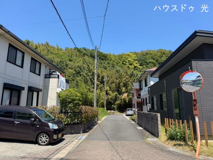 近隣は閑静な住宅地になります。