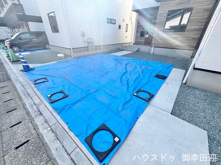 ■車と趣味の幅が広がる場所■単なる駐車スペースではない、洗車やタイヤ交換、DIYにも使える多目的な屋外スペースです。