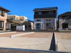 刈谷市築地町１丁目