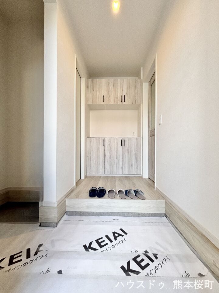 ■「しまう」が叶える美しい玄関■大容量のシューズボックスがあることでいつも整理された、気持ちの良い「家の顔」を保てます。