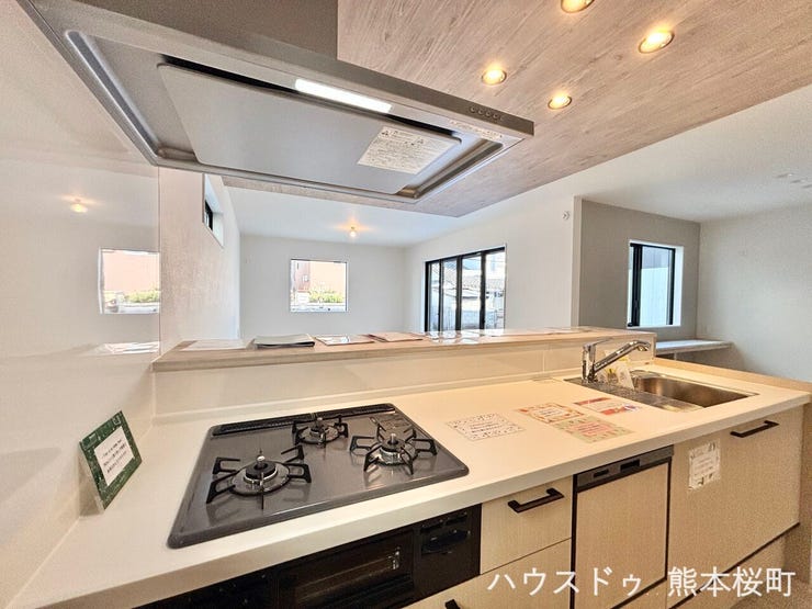 ■家族の「美味しい」が集まる舞台■高い機能性と美しいデザインを両立。料理する人も、待つ人も、笑顔になれる場所です。