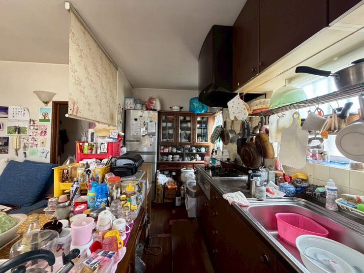 ダイニングテーブルを置いても広々と使える、使い勝手の良い間取りです。