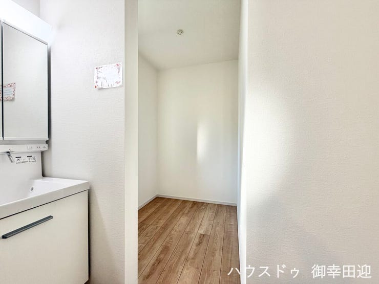 ■暮らしを整える魔法の場所■必要なものを必要な場所に。家全体で考えられた収納計画が、ゆとりある生活を実現します。